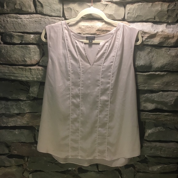 Top - Picture 2 of 3